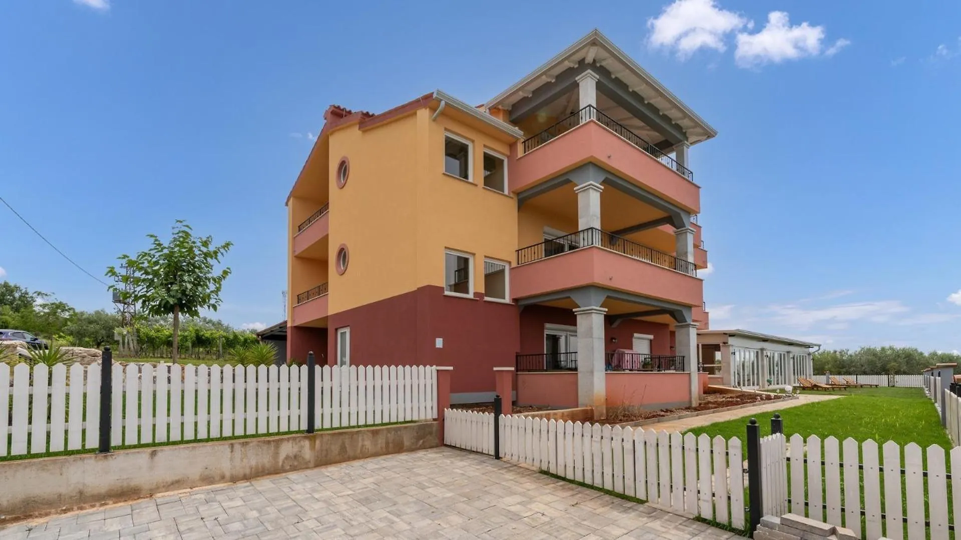 Villa Damian Materada 0*,  Croatia